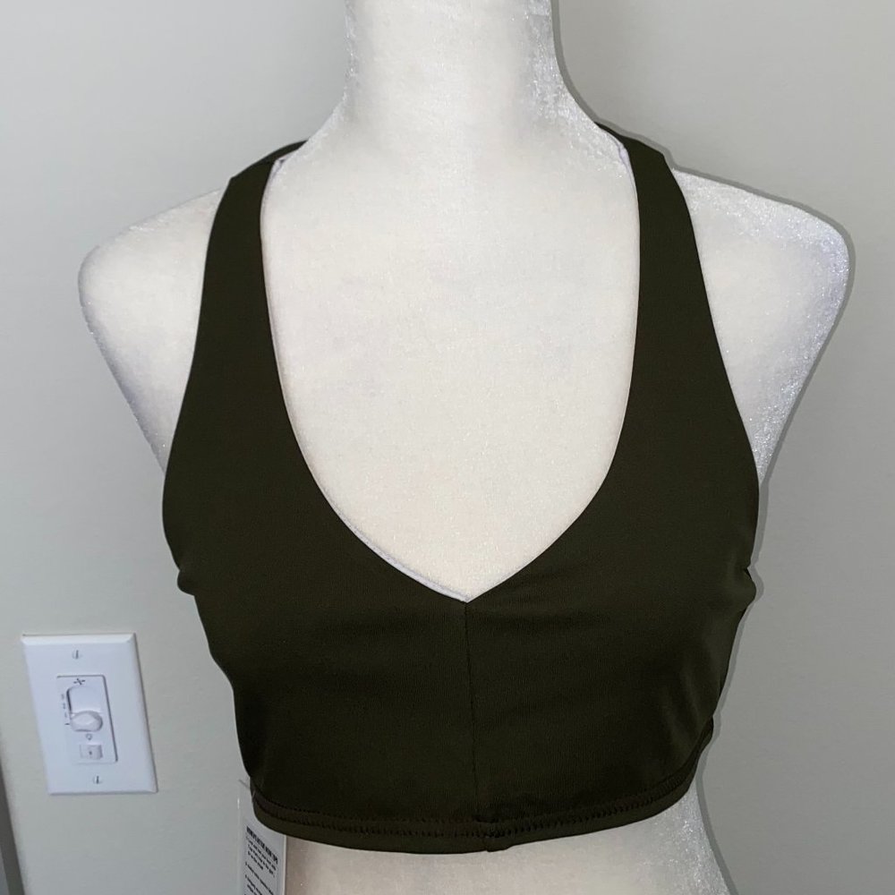 Women's‎ Sport Top